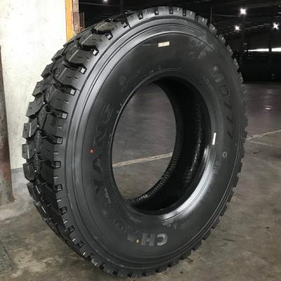 China Natural Rubber Service Index 156/153c 12.00r20 315/80R22.5 Horseshoe block pattern Tyre for Heavy Truck for sale