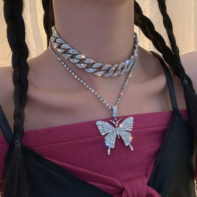 China Fashion Wholesale Stainless Steel Gold Plating Crystal Butterfly Necklace Woman Luxury Pendant Cuban Chain Necklace With Big Butterfly for sale