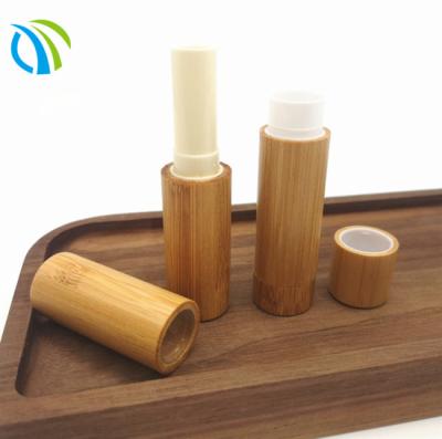 Chine GV en bambou instantané blanc de caisse de lèvre de Mini Lip Balm 5.5ml 10g de tubes vides de lustre à vendre