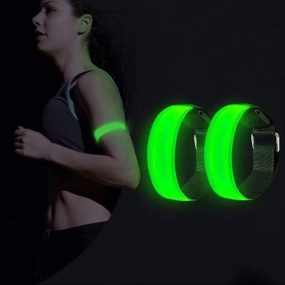 China Weather Resistant Universal Reflective Safety Led Armband Men's and Women's Sport Armband Wrist Band Running Safety for sale