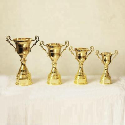 China Worldwide Factory Souvenir Custom Use Metal Award American Football Trophy Casting Cup for sale