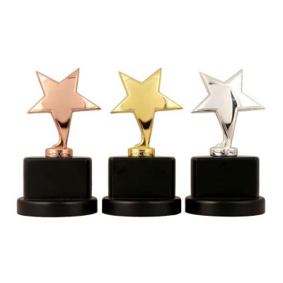 China All over the world new products style attractive ready stock metal star shaped cheap trophy for sale