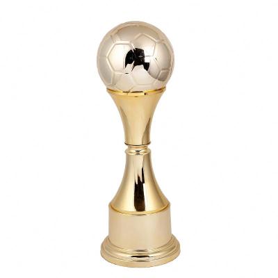 China All over the world best selling fashionable sport style big soccer trophy cup for sale