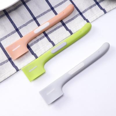 China Wholesale Viable Canned Pet Dog Food Spoon Candy Color Cat Shovel Pet Accessories Canned Pet Feeding Supplies for sale