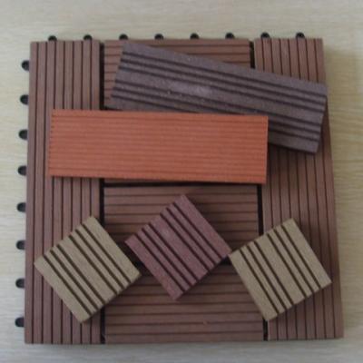 China Waterproof WPC Deck Tiles For Bathroom And Sunroom 300 x 300mm for sale