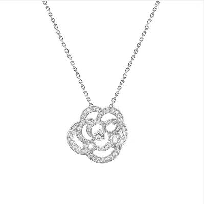 China Romantic And Elegant Fashion Valentine's Day Rose Flower Necklace Women for sale