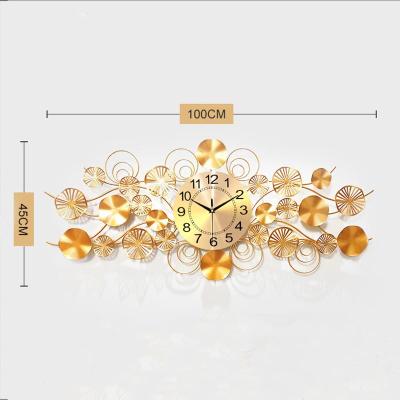 China Southeast Asia ODM/ODM Newly Design Modern Luxury Wall Clock For Wall Decor Gold Metal Living Room Wall Clocks Clock Mural for sale