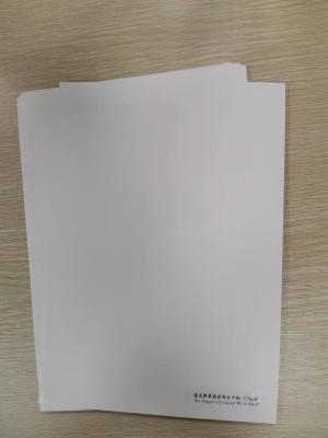 China Estándar técnico revestido 350g del papel de tablero de marfil con buen funcionamiento de la caja que corta con tintas en venta