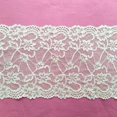 China 2021 Viable Garment Wholesale Quality Viable Quality White Jacquard Lace , Hot Jacquard Lace Lace for sale