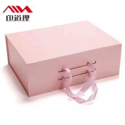 China Hot Sale Recyclable Custom Folding Big Deep Cardboard Magnetic Tissue Gift Set Folding Cardboard Box With Silk for sale