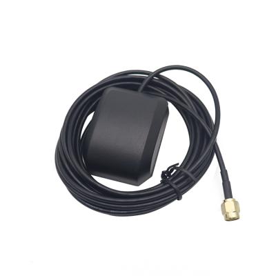 China ABS 1561/1575.42MHz 28dbi Outdoor Patch Antenna Para Gps Mascota Gps Car Gps Tracking Device Adhesive Cable Length 1.5m for sale