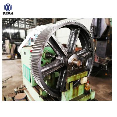 China Cast Iron QT500-7 Custom Gear Grinding Helical Transmission Gearbox High Precision Parts For Reducer Gearbox for sale