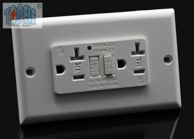 China 15A 125V AC GFCI Receptacles Duplex Tamper Resistant End of Life Monitoring Função à venda