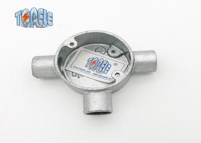 Cina 20mm 25mm 32mm BS4568 Conduit Circular Box Three Tee Way Box di ferro malleabile in vendita