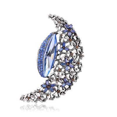 China Crystal Fashion Cute Blue Moon Flower Alloy Diamond Brooch Female Ornament Brooch for sale