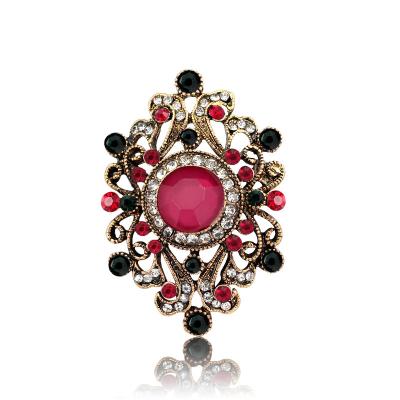 China Shiny Brooches Pin For Women Vintage Accessories Colares Bijuterias Rhinestone Brooch Pin Crystal Collar Red Blue Stones for sale