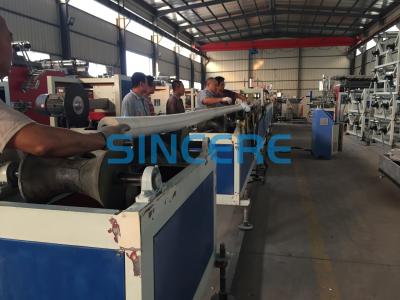 China Máquina de fabricação de tubos de poliuretano de isolamento Hdpe PU à venda