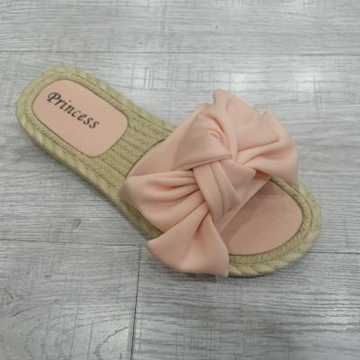 China Fashion Wholesale Cheap Non-slip Beach Slippers Clip Anti-odor Slippers Flat Lady Slippers for sale