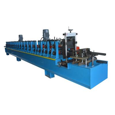 China Hotels Solar Frame Roll Forming Machine Casting Iron Structure C U Purlin Roll Forming Machine for sale