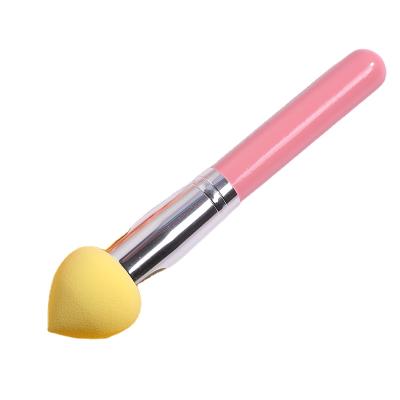 China Angular Blush New Mini Makeup Brush Portable Soft Hair Makeup Set Brush Beauty Tools for sale