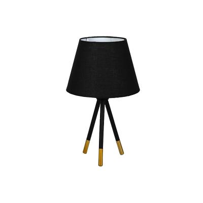 China Feature Brass Plated On White Black Desk Lamp Art Deco Creative Tripod Table Lamp Tripod Legs Factory Price for sale