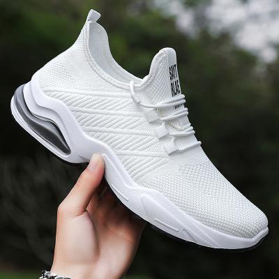 China Q11 Lightweight Walking White Men's Sneakers Breathable Sports Shoes New Styles Logo Custom Shoes For Men Fancy for sale