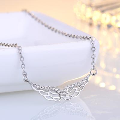 China 2021 Summer Newly Trendy Sense Chain Designer Necklace Wing Angel Wing Luxury Pendant Necklace for sale