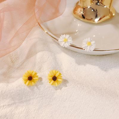 China Colorful Flower Circle Fashion Stud Earring 2021 New Designs Women's Cute Jewelry Stud Earrings For Women for sale