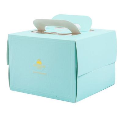 China Disposable Foldable Kraft Paper Candy Cake Packaging Gift Box With Ribbon for sale