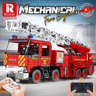 China The Building Block Toy Reobrix 22005 Fire Trucks Car The Brick Truck Bricks App Rc Vehicle Child Remote Control Fighting Programming Toys for sale