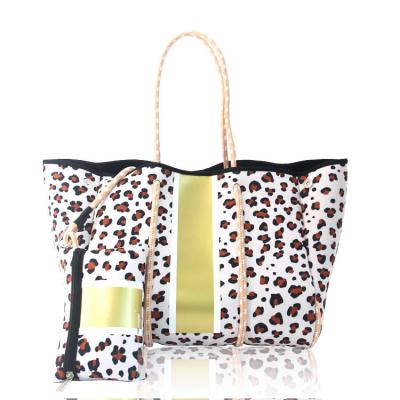 China 2022 Fashion Bags Women Handbags Ladies Print Handbag Neoprene Beach Portable Bag Tote Bag Wholesale Customize Neoprene Shoulder Tote for sale