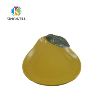 China Viable Hand Painted Melamine Fruit Shape Fruit Apple Shape Plastic Dish for sale