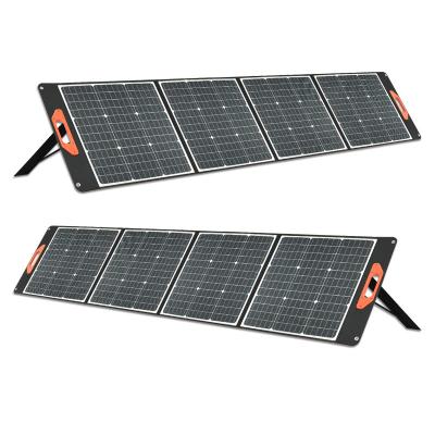 Chine 200W pile solaire mono d'efficacité portative pliable des panneaux solaires 22% avec la sortie d'USB à vendre