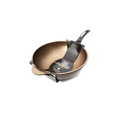 China Viable Die Cast Aluminum Diamond Lid Cover Cooking Nonstick Wok for sale