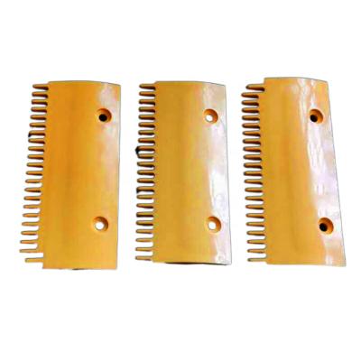 China SIGMA 22 Teeth Modern Escalator Plastic Comb Plate LG DSA2001489-M / 88A-L / 88B-R for sale