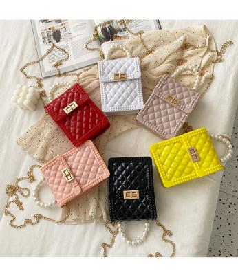 China New Fashion Waterproof Ladies Jelly Purses Handbag Chain Shoulder Bags Luxury Mini Jelly Bags for sale