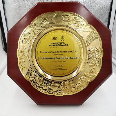 China Europe Wholesale Custom Die Smashed Award Souvenir Logo Dish Tourist Souvenirs Dish for sale