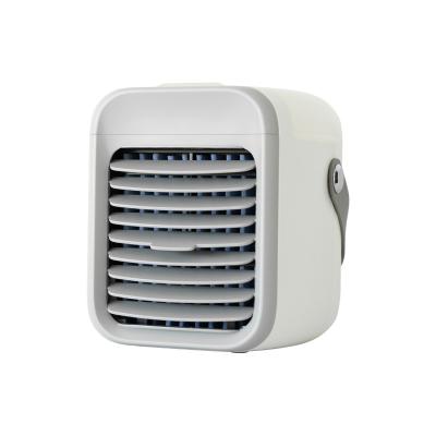 China No Water 300ML Home Room Mini Humidifier Mist Cooling Air Conditioner Personal Electric Cooler Fan Portable Air Tank Fan for sale