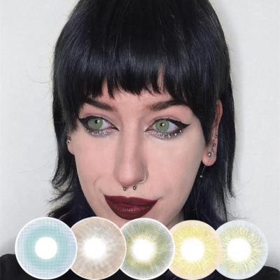 China 8.6mm Beautiful Color Contact Lens Green Eyes Soft Cool Contact Lens for sale