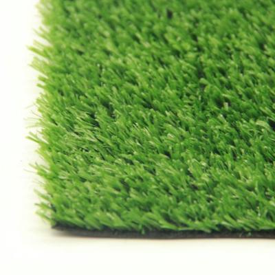 China 10-15mm cost effective natural looking Landscape artificial grass carpet synthetic grass en venta