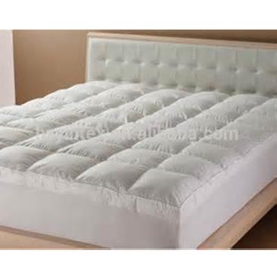 China White Feather Or Home Furniture Cotton Linen Cover Polyester Filled Mattress Topper for sale