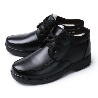 China Cushioning Non Slip Leader Shoes Work Shoes Waterproof Plus Fleece Leather High Top Leather Shoes for sale