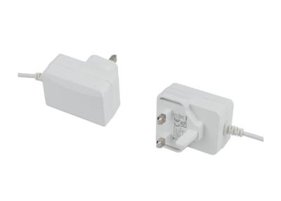 China 30W Adaptador de alimentação com tomada intercambiável 1A Ac Inlet Macho OD5.5mm*ID2.1mm*L10mm Dc Connector à venda