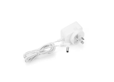 China Adaptador de alimentación universal de 12 V de corriente continua para conmutación de eficiencia electrónica ligero 100 g en venta