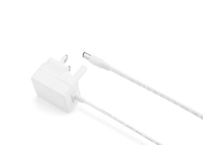 China Adaptador de energía de conmutación de 12V DC Eficiencia Cargador universal 5.5*2.1mm Conector en venta