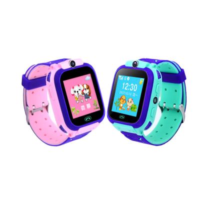 China GPS Navigation Kids Smartwatch Q12 Z6 1.44 inch 400mah SOS Touch Screen Anti-lost Waterproof Smart Watch for Kids for sale