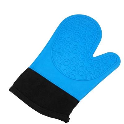 China Hot Sale Heat Resistance Silicone Dotted Oven Gloves For Kitchen Cooking Baking for sale