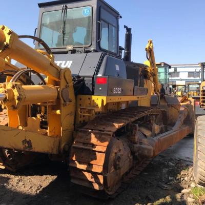 China Construction worksÂ   low price used hydraulic crawler bulldozer shantui SD32 in stock on hot sale for sale