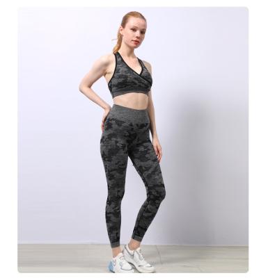 China Casual Style Breathable Quick-Drying Chemical Fiber Blended Yoga Workout Clothes For Women, Women Yoga Set Gym Clothing Female for sale