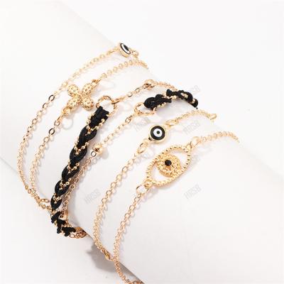 China FASHIONABLE Ideas Art Crystal Modern Luxury Cool Stylish Gift Bracelet for sale